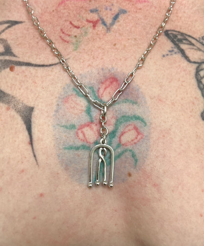 dangle pendant and chain