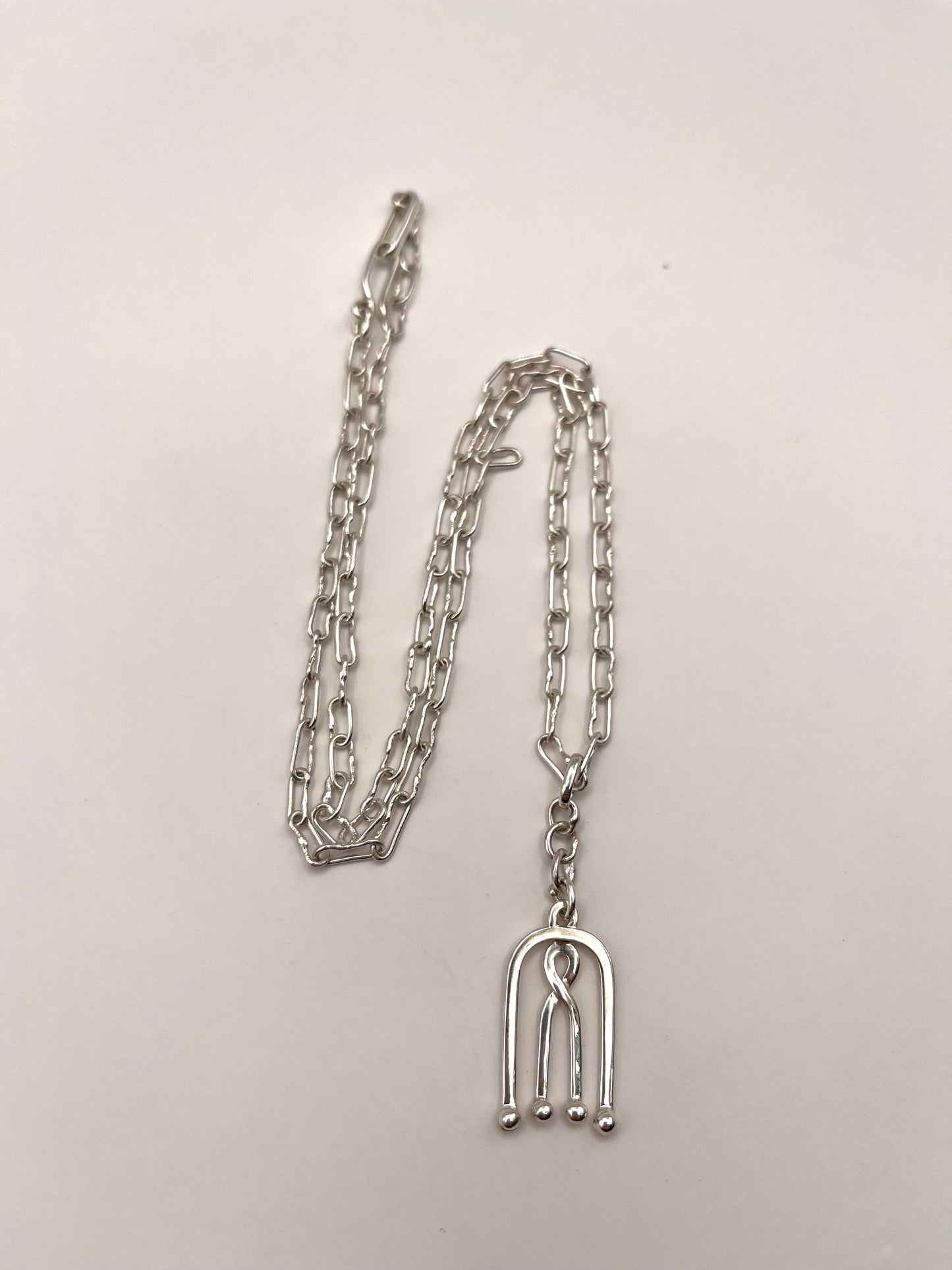 dangle pendant and chain